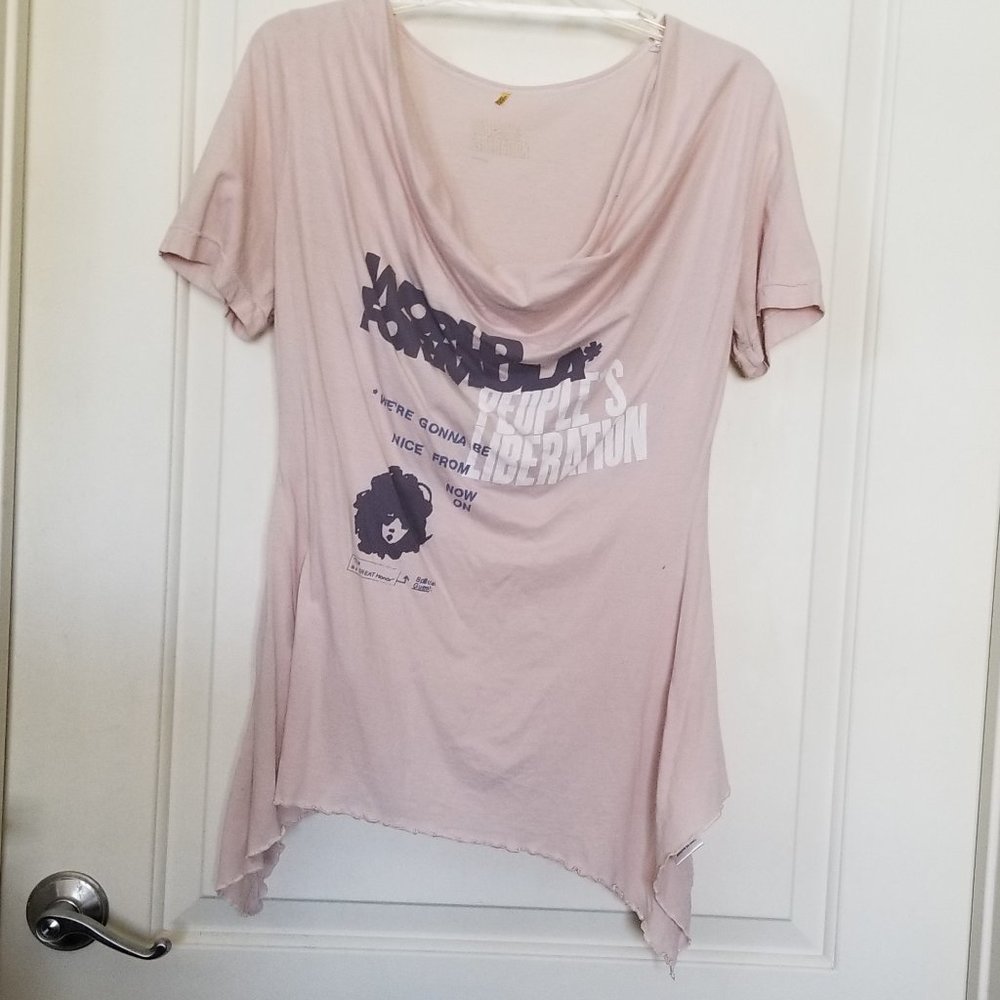 People*s Liberation World Formula* Size M